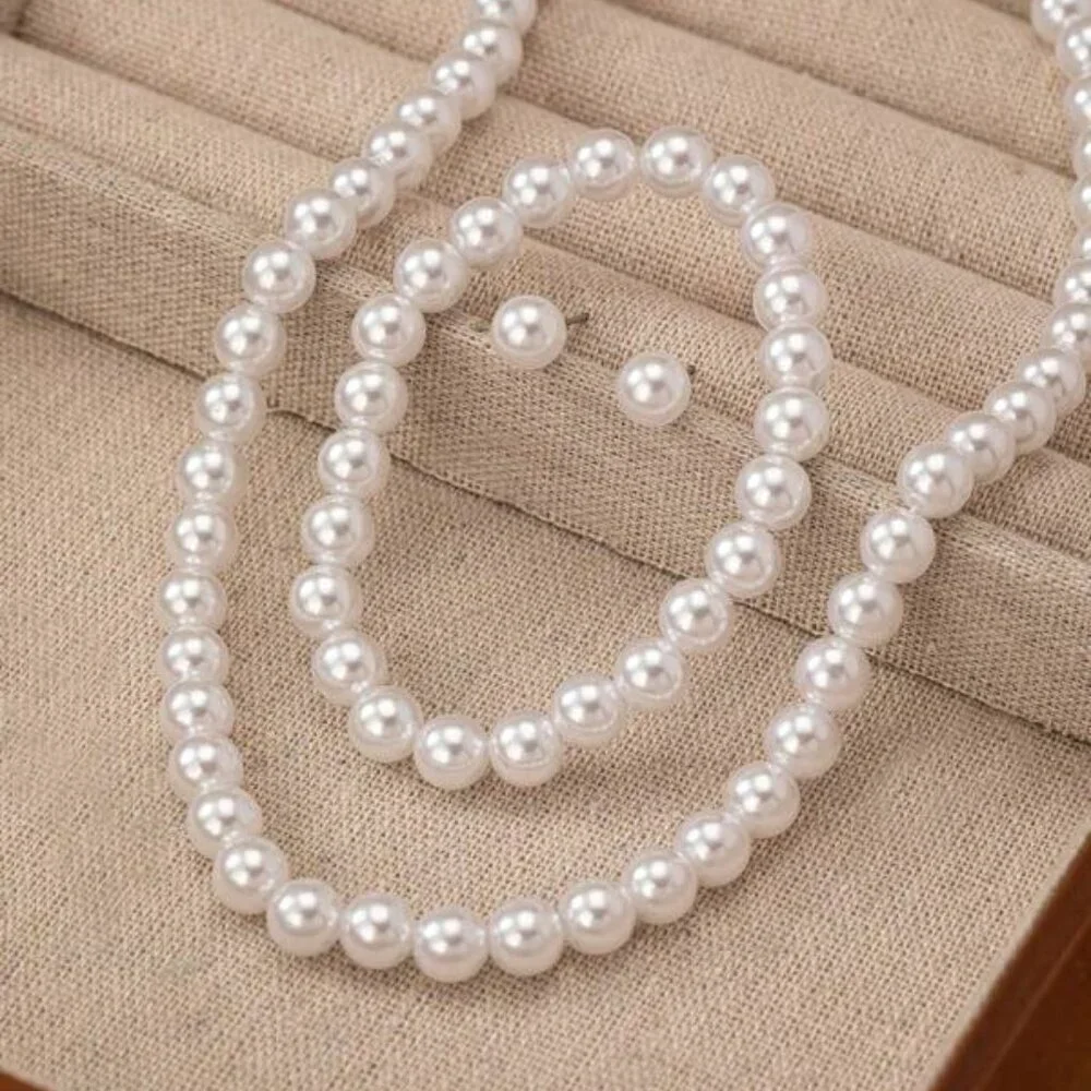 Akoya Pearl Jewelry Set with 925 Sterling Silver Clasp - Picture 2 of 5